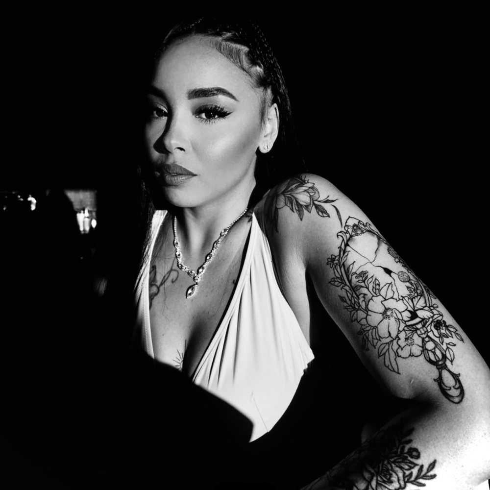 Meet your Posher, Tiffany